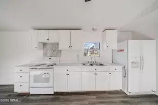 1503 S Kimbrel Ave, Panama City, FL 32404 - Photo 7