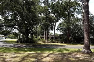 2203 Monument Ave, Port Saint Joe, FL 32456 - Photo 21