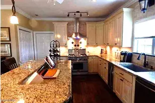 7009 N Lagoon Dr, Panama City, FL 32408 - Photo 11