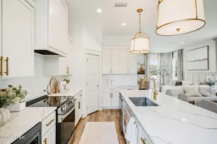 322 Cicero St, Panama City Beach, FL 32407 - Photo 17