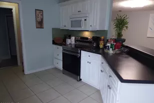 601 Dolphin Dr, Panama City Beach, FL 32413 - Photo 7