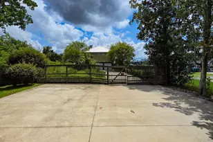 7325 Suwanee Ave Ave, Southport, FL 32409 - Photo 15