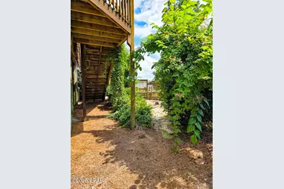 7325 Suwanee Ave Avenue, Southport, FL 32409 - Photo 9