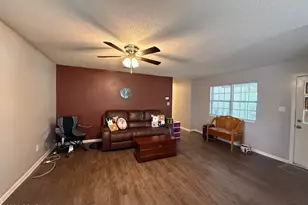 5947 Hwy 2, Bascom, FL 32423 - Photo 7