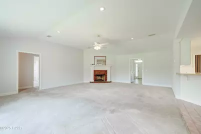 1119 N College Boulevard, Lynn Haven, FL 32444 - Photo 11