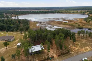 4801 Lake Ridge Dr, Chipley, FL 32428 - Photo 1