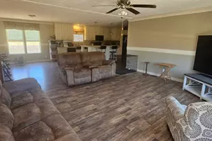 9125 Merlin Dr, Youngstown, FL 32466 - Photo 3