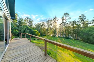 5101 Lake Bluff Cir, Marianna, FL 32446 - Photo 9