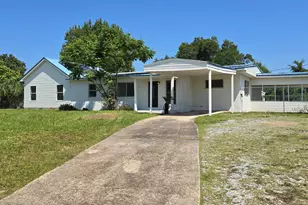 109 Concord Cir, Panama City, FL 32405 - Photo 1