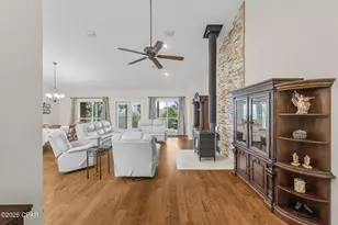 13935 Blue Springs Rd, Youngstown, FL 32466 - Photo 11