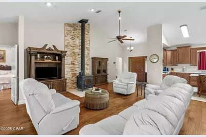 13935 Blue Springs Road, Youngstown, FL 32466 - Photo 15