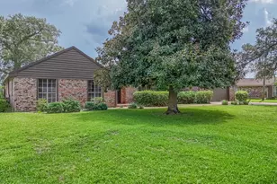 811 W Pierson Dr Dr, Lynn Haven, FL 32444 - Photo 29