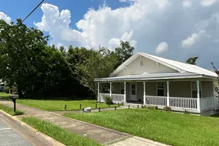 4388 Clinton St, Marianna, FL 32446 - Photo 3