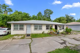 715 W 13th St, Panama City, FL 32401 - Photo 1