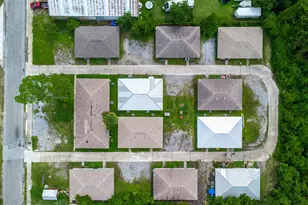 715 W 13th St, Panama City, FL 32401 - Photo 5