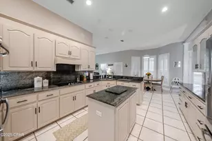 3410 Parkwood Dr, Marianna, FL 32446 - Photo 11