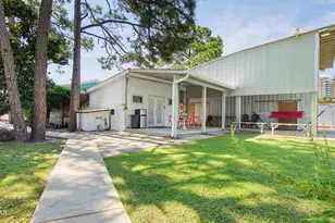 7425 S Lagoon Dr, Panama City, FL 32408 - Photo 1