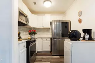 1424 W 11th St, Panama City, FL 32401 - Photo 3