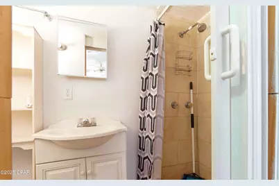 1424 W 11th Street, Panama City, FL 32401 - Photo 5