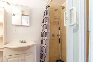 1424 W 11th St, Panama City, FL 32401 - Photo 5