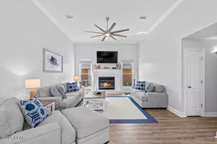 2501 Parkwood Dr, Panama City, FL 32405 - Photo 1