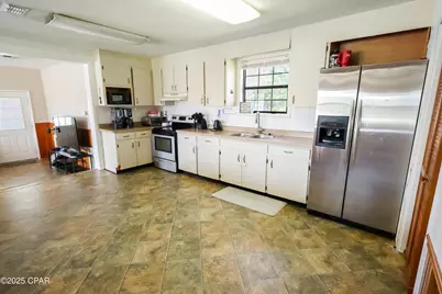 12708 NW Pea Ridge Road, Bristol, FL 32321 - Photo 17