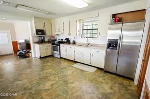 12708 NW Pea Ridge Rd, Bristol, FL 32321 - Photo 17