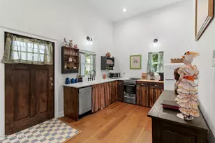 710 Moore Cir, Panama City, FL 32401 - Photo 13