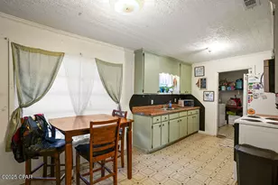 1222 Campbellton Ave, Chipley, FL 32428 - Photo 5