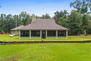 3130 Magnolia Dr, Chipley, FL 32428 - Photo 5