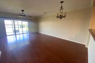 1403 Baldwin Rowe Cir, Panama City, FL 32405 - Photo 9