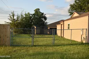 4043 Woodville Ln, Panama City, FL 32405 - Photo 15