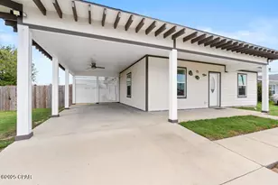 718 Joan Ln, Panama City, FL 32404 - Photo 3