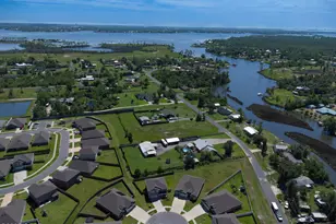 3001 Rachel Pl, Southport, FL 32409 - Photo 3