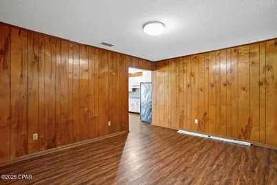 500 N 2nd Street, Chipley, FL 32428 - Photo 9