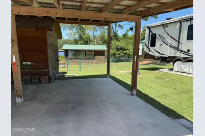 2678 Linda Lane, Alford, FL 32420 - Photo 5