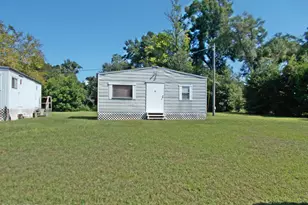 7970 Johns Dr, Sneads, FL 32460 - Photo 1