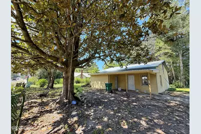 5491 Brown Street, Graceville, FL 32440 - Photo 5