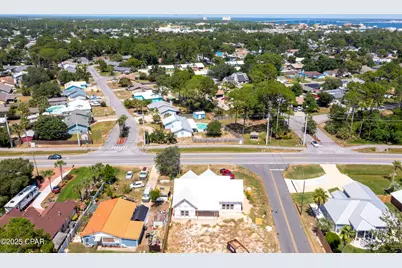 7213 N Lagoon Drive, Panama City, FL 32408 - Photo 13