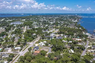 7213 N Lagoon Dr, Panama City, FL 32408 - Photo 37