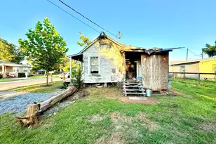 2810 E 2 Nd Ct, Panama City, FL 32401 - Photo 11