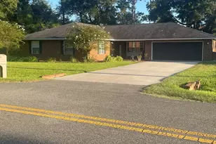 10715 NW Judy Dr, Bristol, FL 32321 - Photo 1