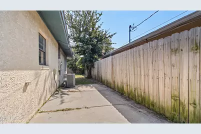 2423 Minnesota Avenue, Lynn Haven, FL 32444 - Photo 23