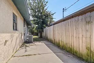 2423 Minnesota Ave, Lynn Haven, FL 32444 - Photo 23