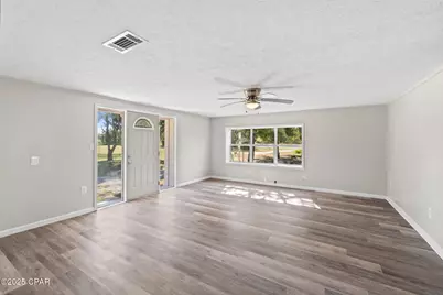 13636 Highway 77, Southport, FL 32409 - Photo 9