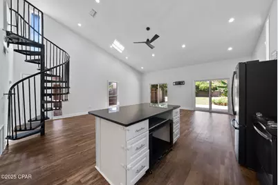 1016 W 12th Street, Panama City, FL 32401 - Photo 9