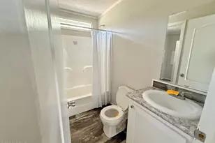 1818 Kaham Ln, Grand Ridge, FL 32442 - Photo 21