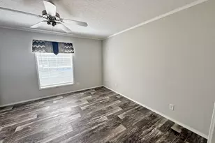 1818 Kaham Ln, Grand Ridge, FL 32442 - Photo 13