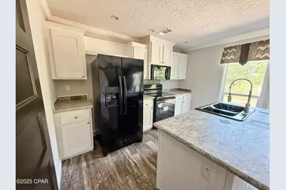 1818 Kaham Lane, Grand Ridge, FL 32442 - Photo 7