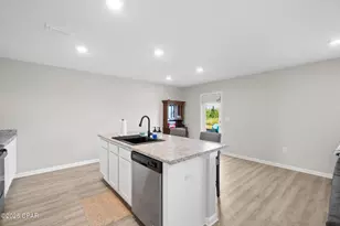 4928 Shurer Ln, Panama City, FL 32404 - Photo 7